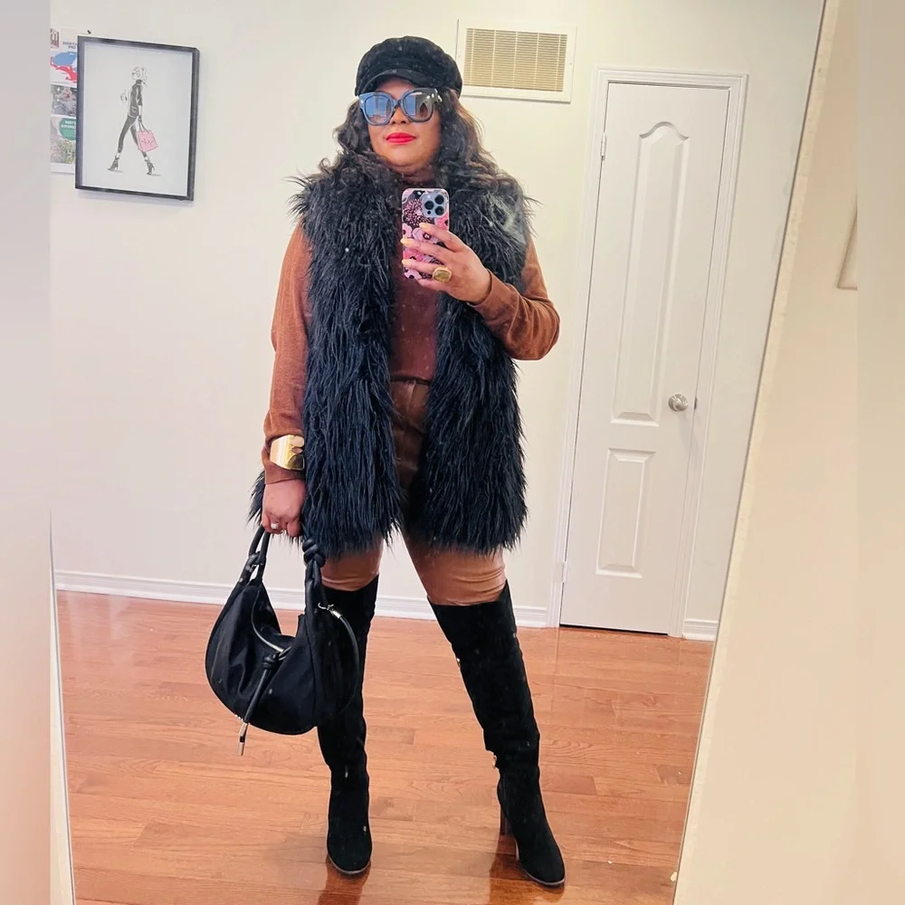Over the knee boots in black suede - Picture 9 of 9